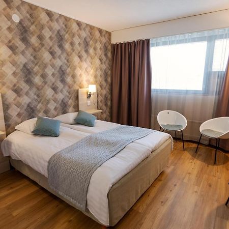 Hotel Kivitasku Kaarina Kültér fotó