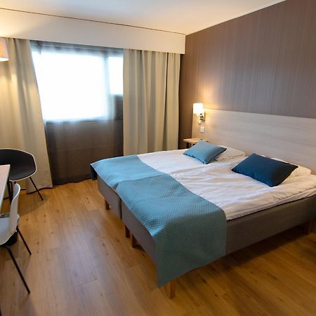 Hotel Kivitasku Kaarina Kültér fotó